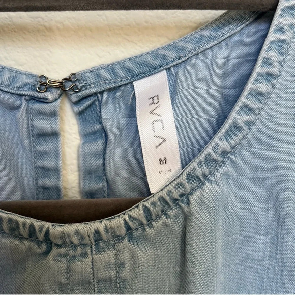RVCA Chambray Sundress with Frayed Hem Light Wash Size Medium - Picture 4 of 7